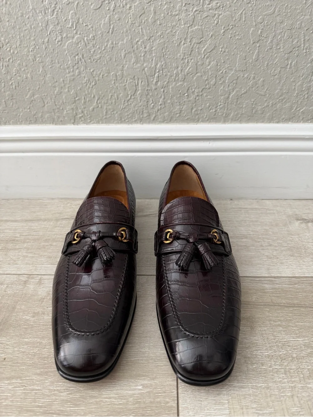 Tom Ford Men 11.5 Burgundy Croc-Embossed Leather Tassel Loafers Gold Hardware